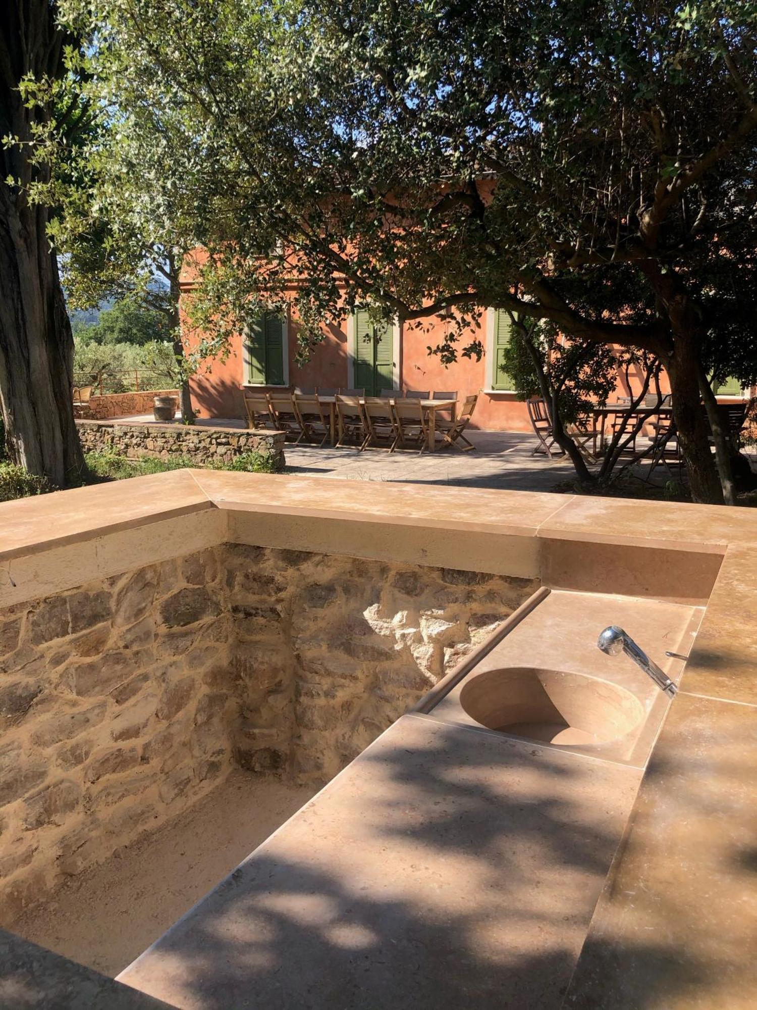 Les Hauts De Diane, Cuers Var Экстерьер фото
